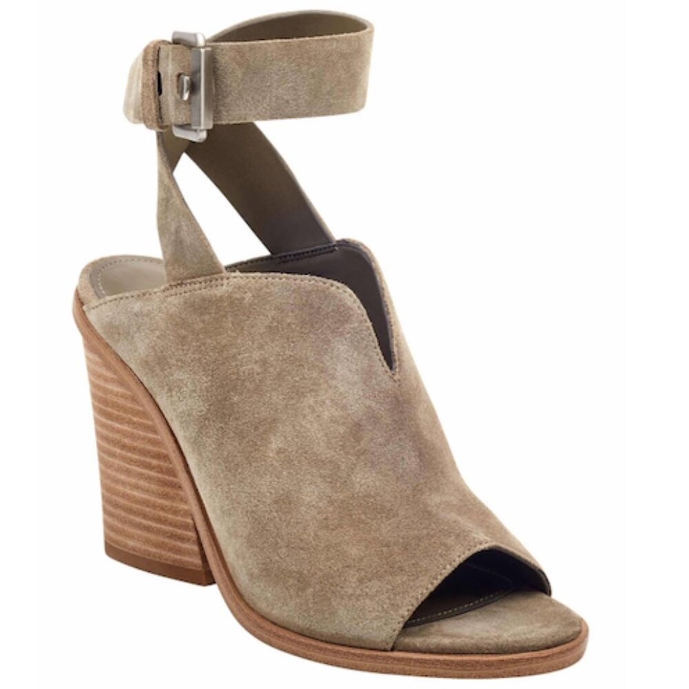 Marc Fisher Vinita Sandal